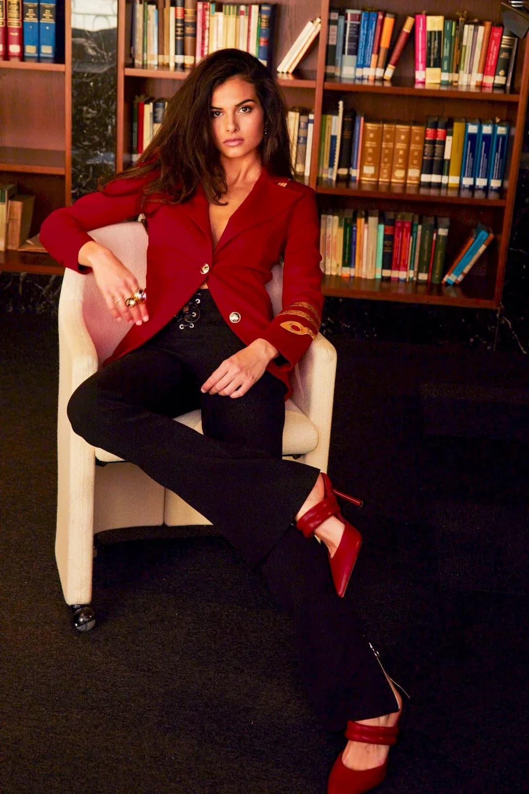 LA DOÑA BLAZER 9