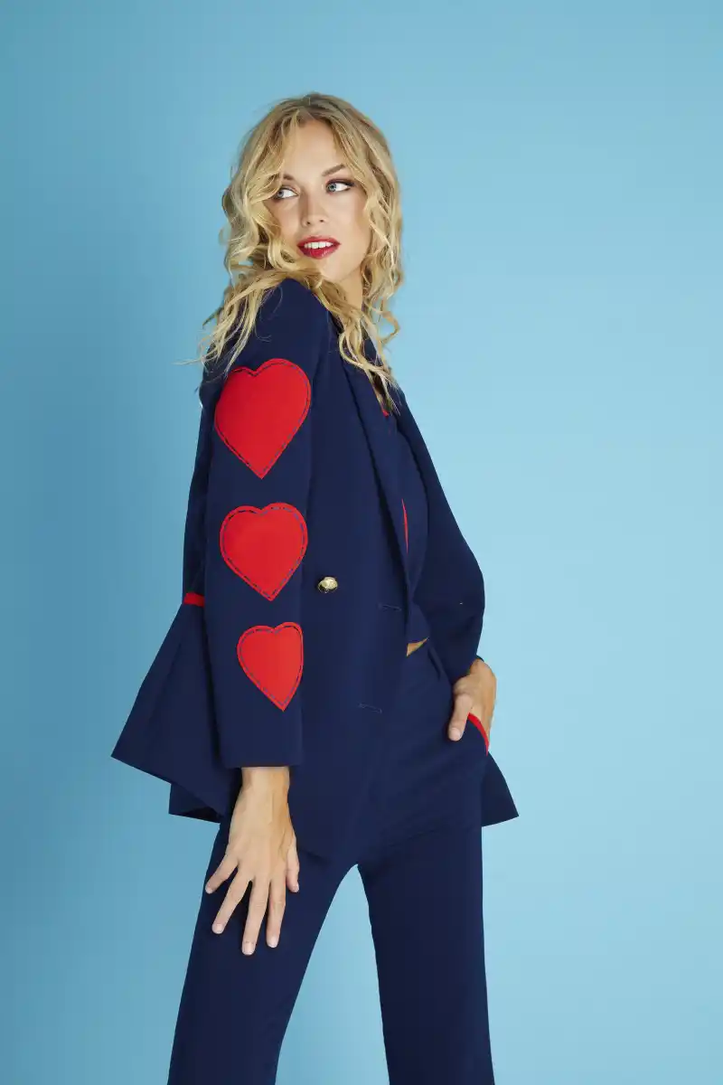 CORAZONES BLAZER